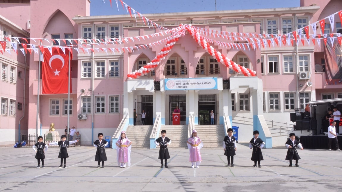 23 Nisan Ulusal Egemenlik ve Çocuk Bayramı Okulumuzda Coşku İçerisinde Kutlandı.
